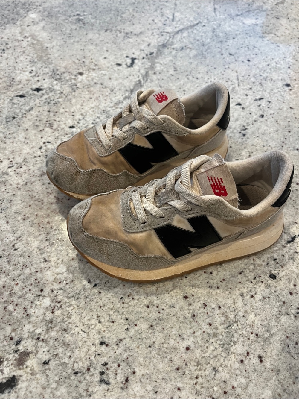 New Balance Kids White Black Sneakers